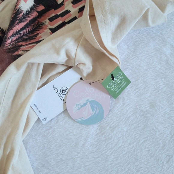 Volcom💎 "True To This" Repeating Logo Boyfriend👫 Tee👕 - NWT - Picture 6 of 13